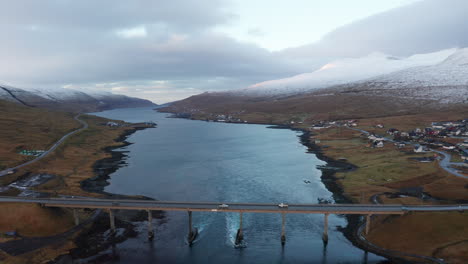 Färöer-Inseln-4K-Luftaufnahme-Der-Brücke-Zwischen-Streymoy-Und-Eysturoy