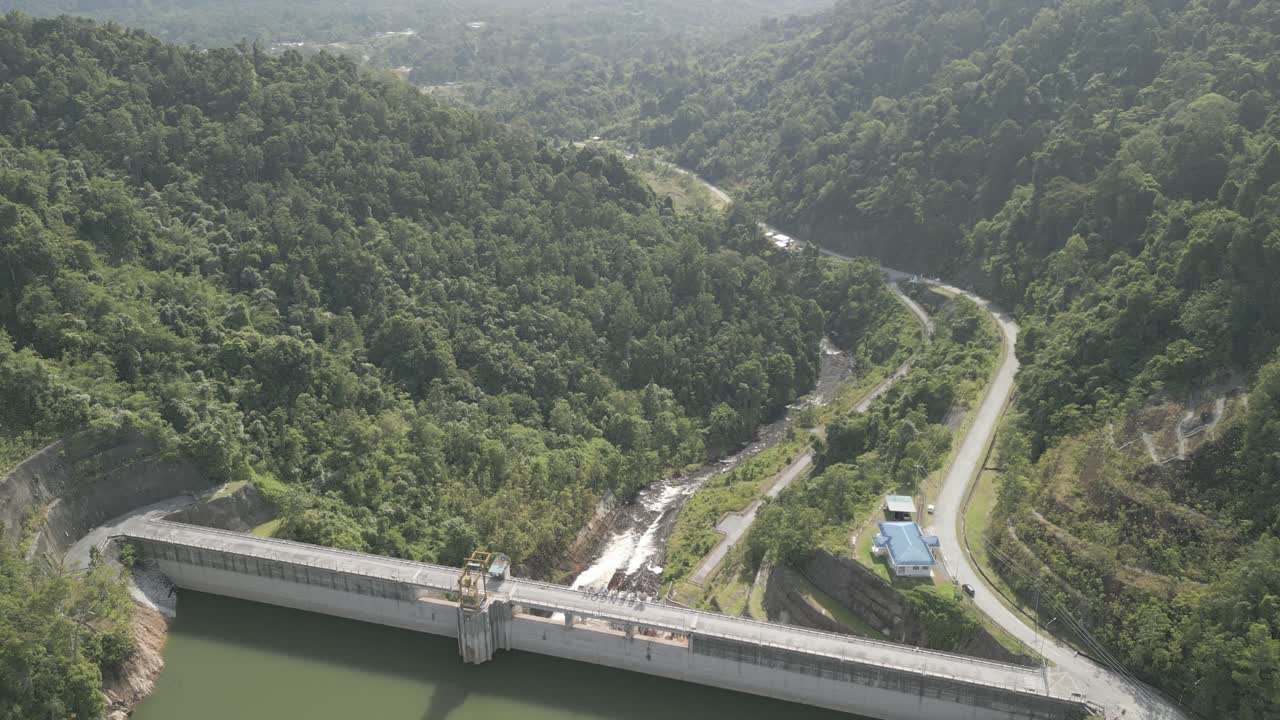 Bengoh Dam,Sarawak-Kalimantan borders,with a scenic boat ride to Bengoh Dam by Susung Waterfall and other cascading wonders, drawing local resemblance to the junglesof "Jurassic World."