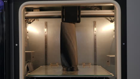 3D Printing of a Bottle-Shaped Object