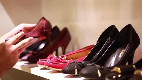 Damenbekleidungsgeschäft-Schuhe-Abschnitt-3