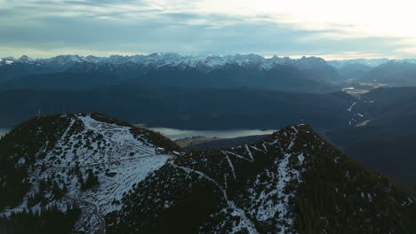 Cima-Del-Pico-De-La-Montaña-Herzogstand