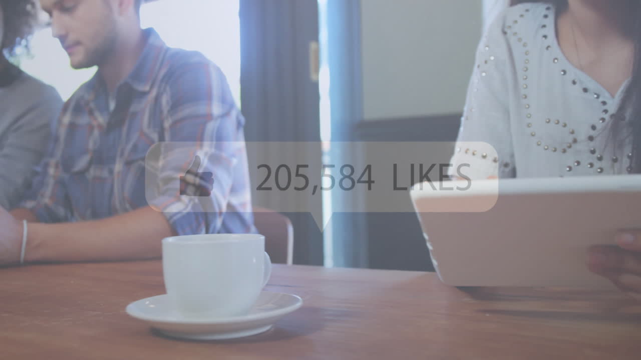 animación de gustos creciente número de personas diversas que utilizan tabletas