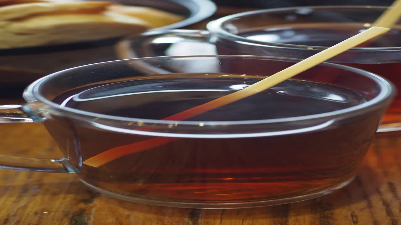 쿠키와 함께 뜨거운 차