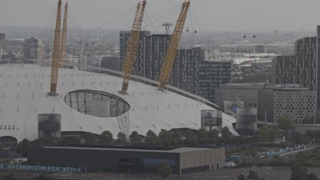 canary wharf, london docklands