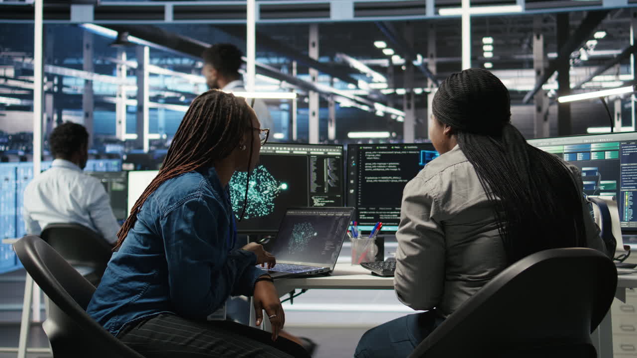 Data center coworkers doing brainstorming, using artificial intelligence