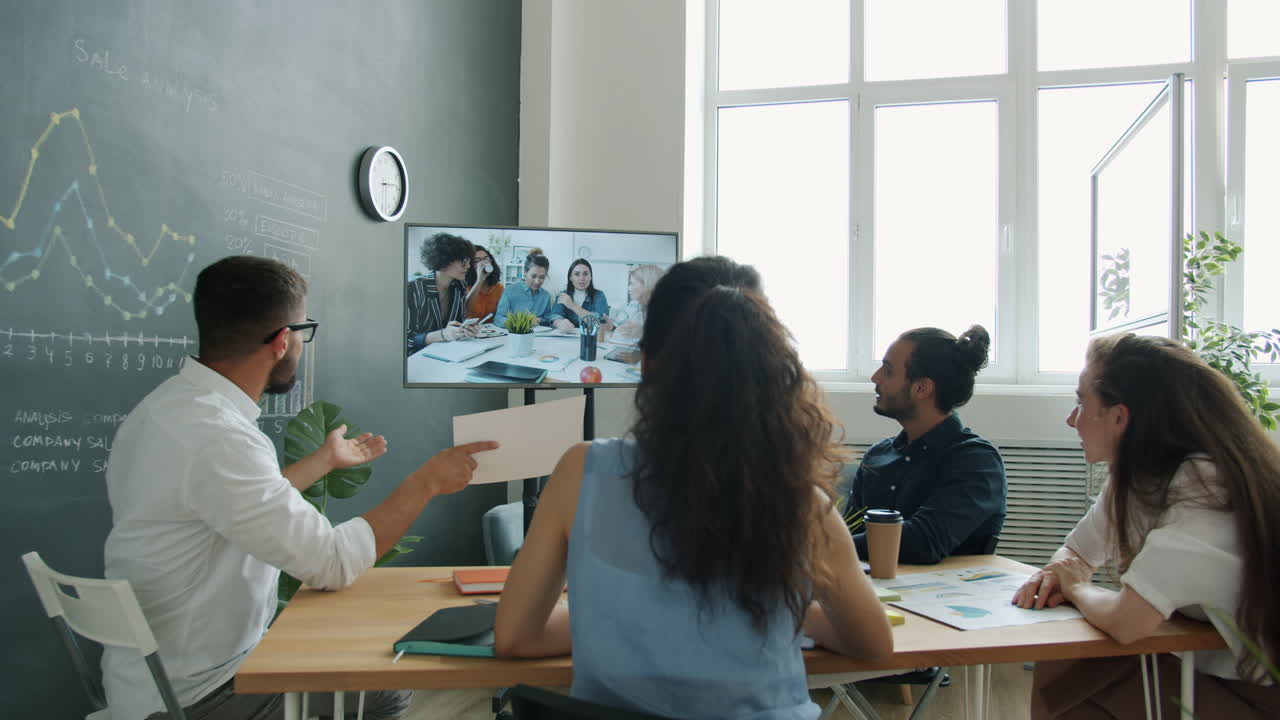 equipo de negocios en videoconferencia