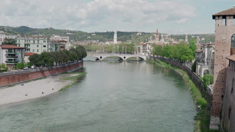 Victory-Bridge-Spanning-The-Adige-River-In-Daytime-In-Verona,-Italy