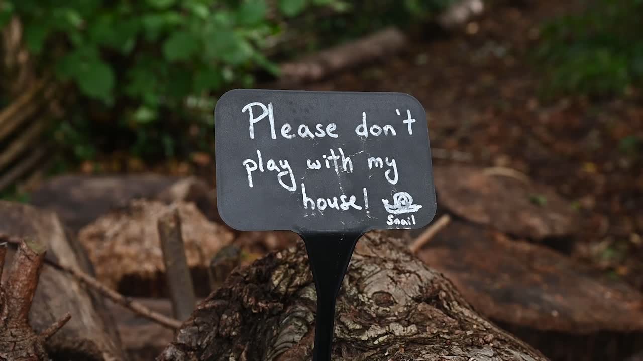 Please don't play with my house, London, United Kingdom