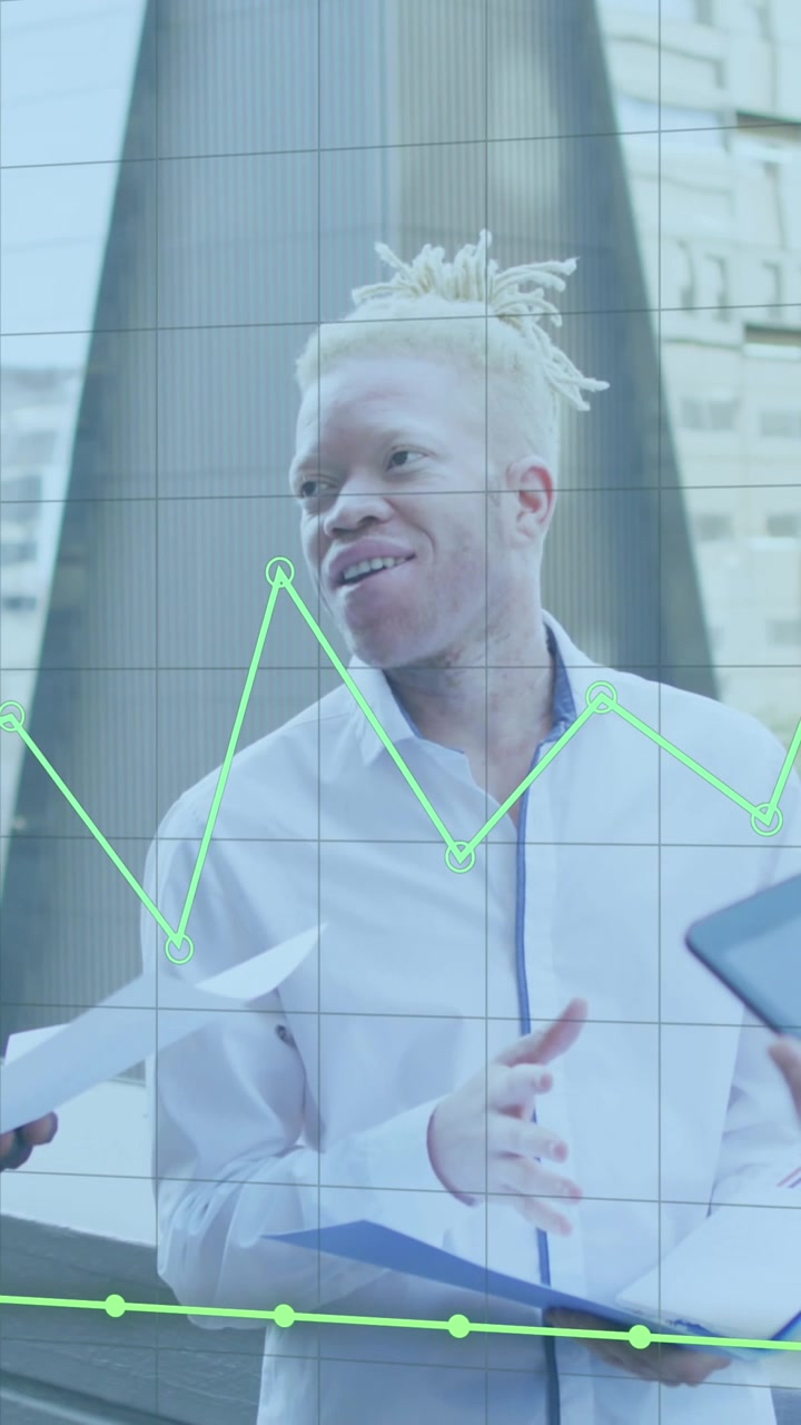 Animazione dell'elaborazione dati su diverse figure professionali in ufficio