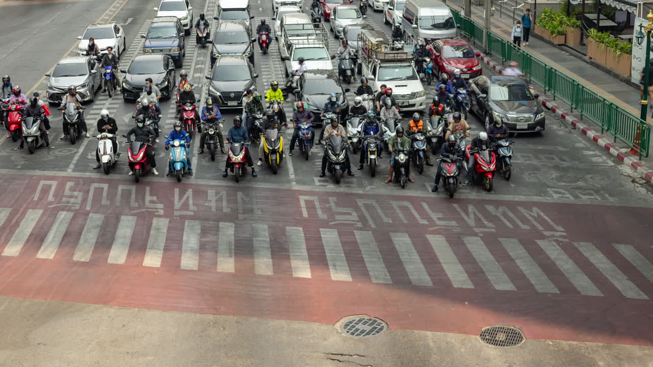 timelapse of rush hour traffic in central bangkok