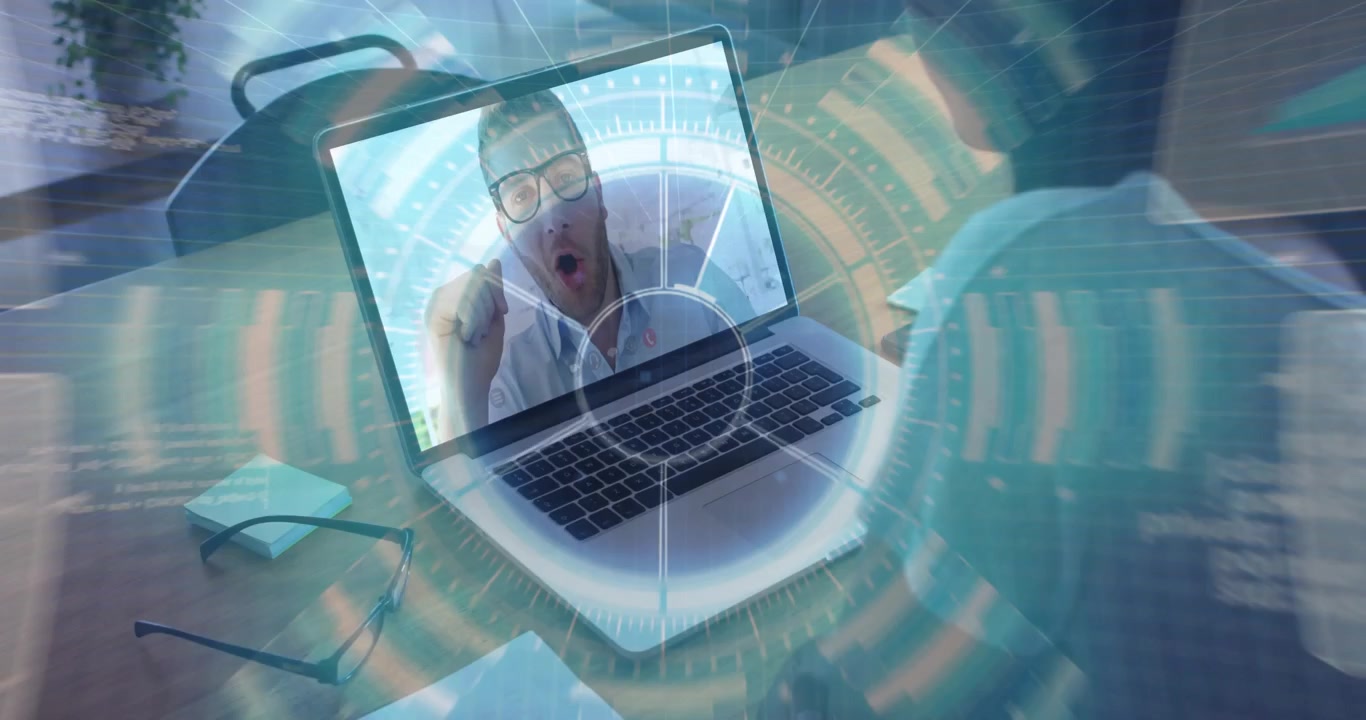 Vertikal video: Seer ser på, mens fjernvært gestikulerer, hvilket skaber et AR HUD over en bærbar computer til forretningsbrug.