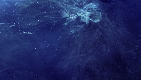 explosión de tinta salpicaduras de agua pintura líquida estallido azul