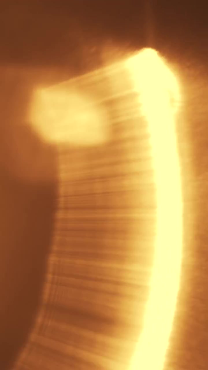 Vazamentos de Luz Dourada Abstratos e Reflexos de Lente