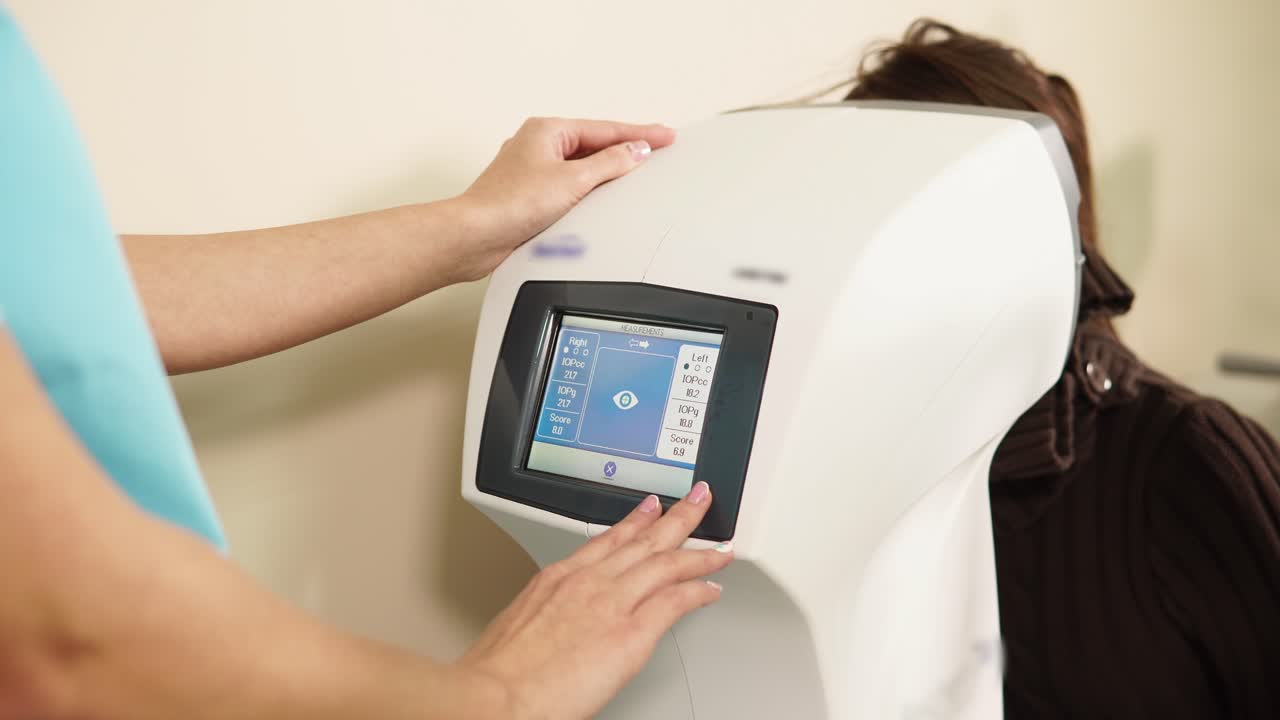 procedimiento de examen ocular