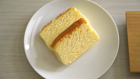 light-cheese-cake-in-Japanese-style