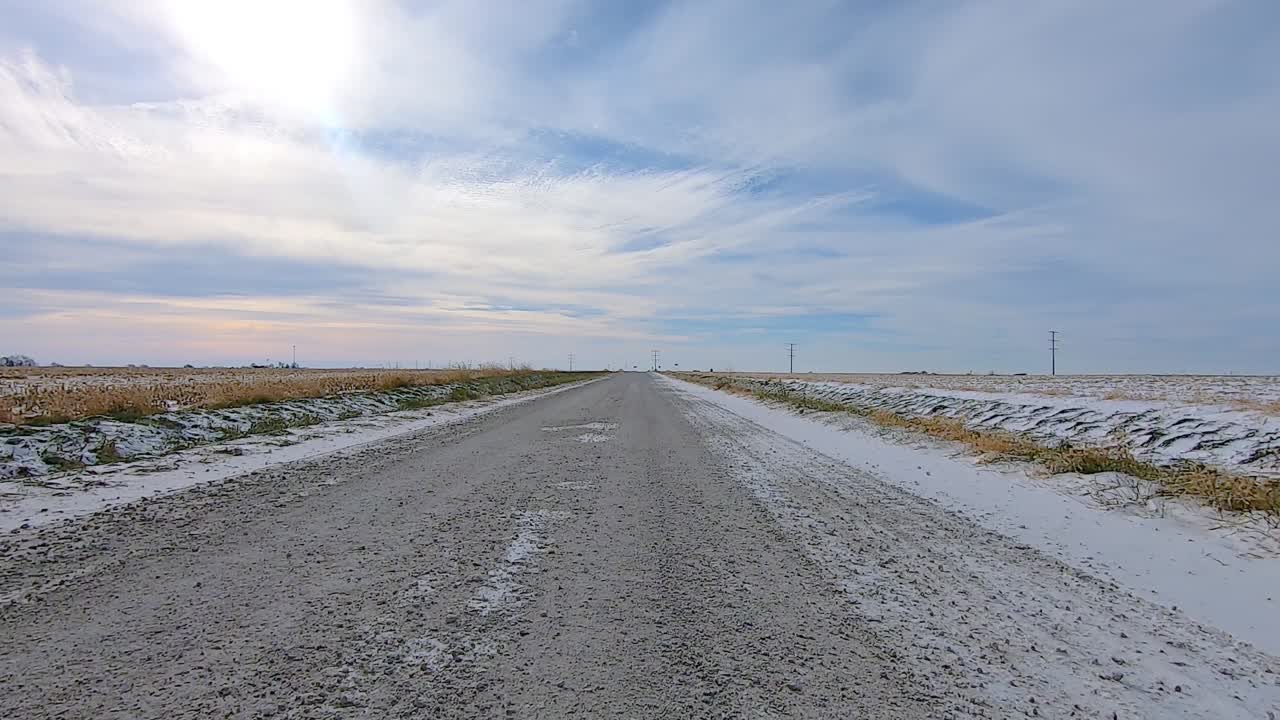 운전석 창밖의 시점
