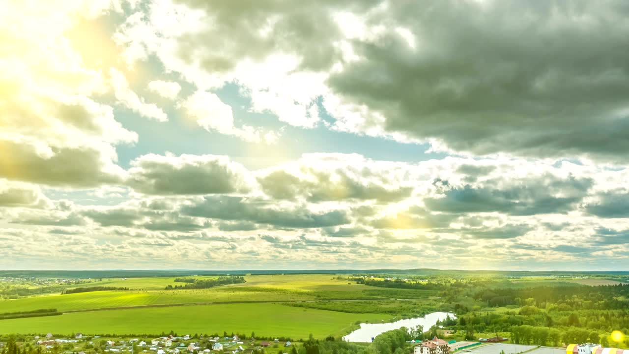 타임 스 구름, 롤링 푸피 구름 이동, 하 번개 구름, 타임 라프스, 블루 스카이 비디오 루프와 함께 하 구름의 4k 타임 러프스