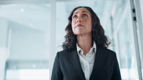 thoughtful businesswoman