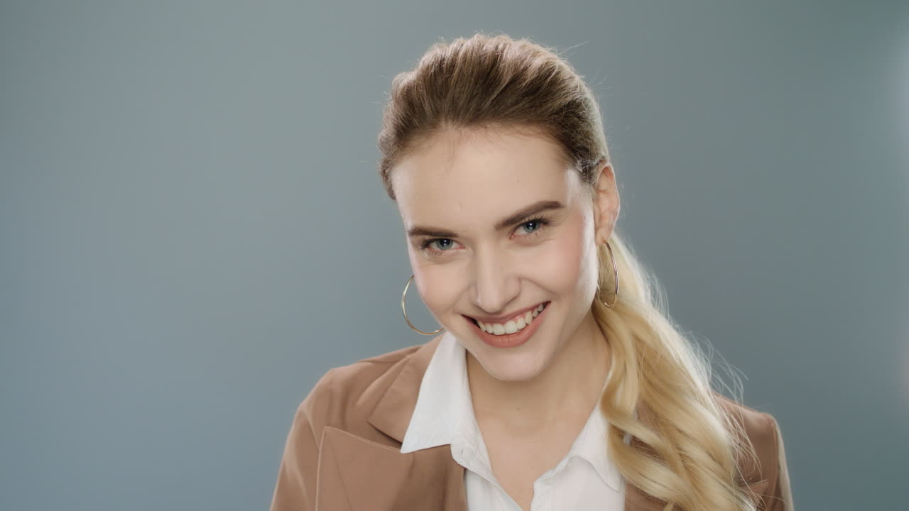 Young business woman throwing cash money