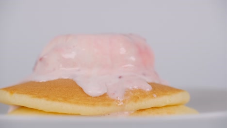 pancakes with strawberry ice cream