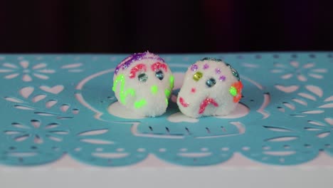 Dia-de-muertos-,-sugar-skulls