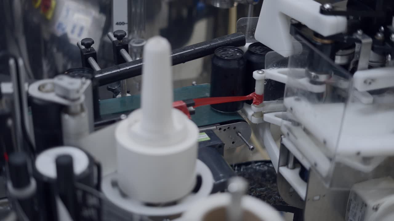 Automated Bottle Labeling Machine