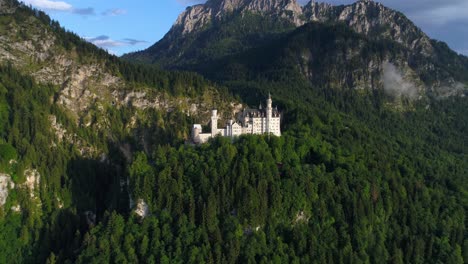castillo de neuschwanstein alpes bávaros alemania