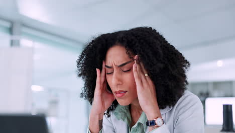 wissenschaftler, stress und kopfschmerzen am computer