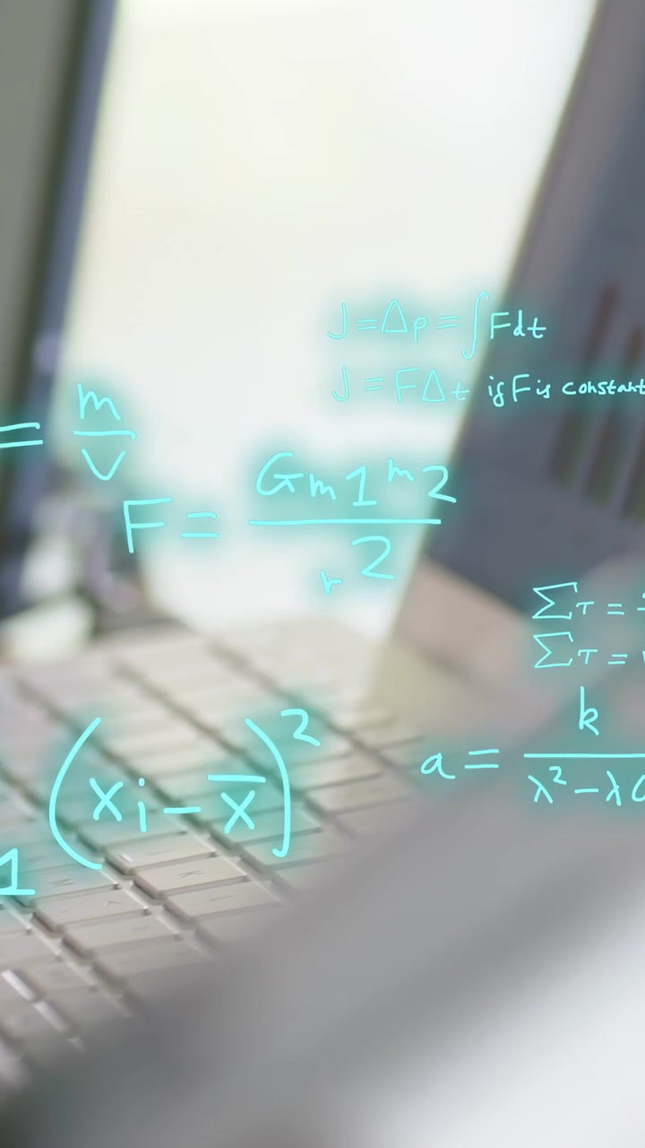 Video verticale: Mani che digitano tasti, avviando formule color verde acqua che si sovrappongono a un grafico a barre per l'analisi dei dati.