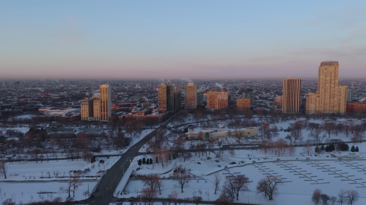 Riprese aeree del Lago Michigan ghiacciato durante il Vortice Polare del 2019, Chicago, Illinois.