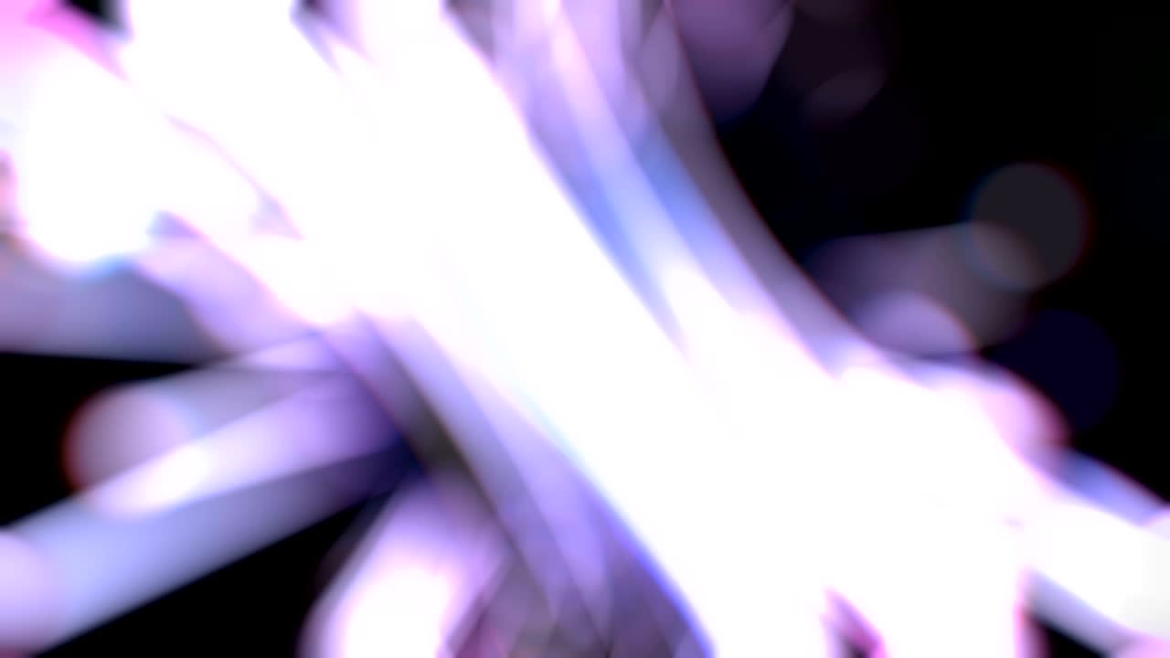 el bokeh del túnel de luz púrpura