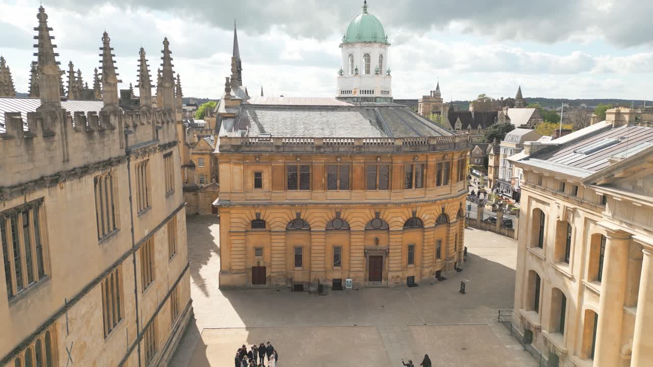 Sheldonian Theatre, Oxford University: Aerial View