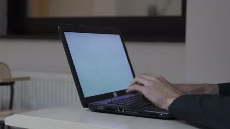 computer using hands