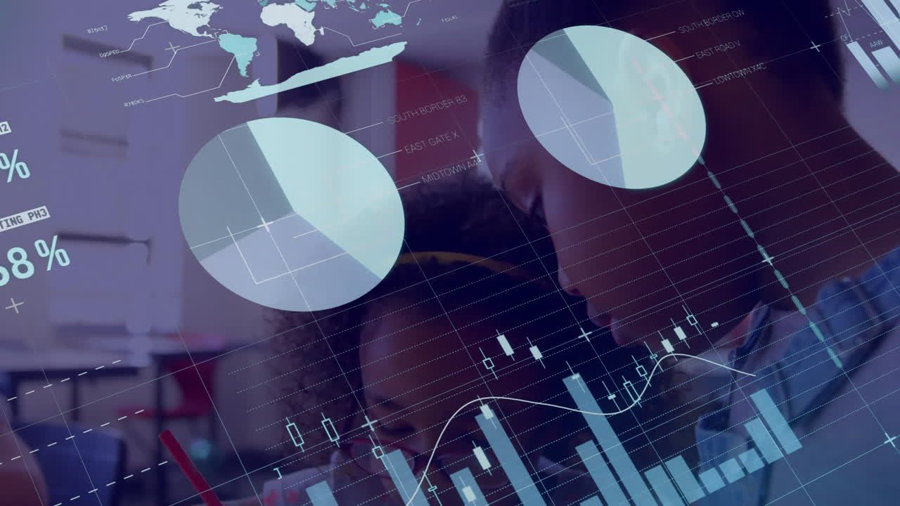 animación del procesamiento de datos en gráficos sobre diversos escolares primarios en la clase