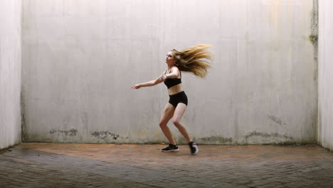 Dance,-jump-and-urban-freedom