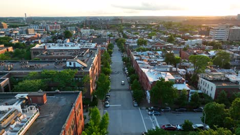 Inner-city-urban-American-school-in-downtown-district-of-USA