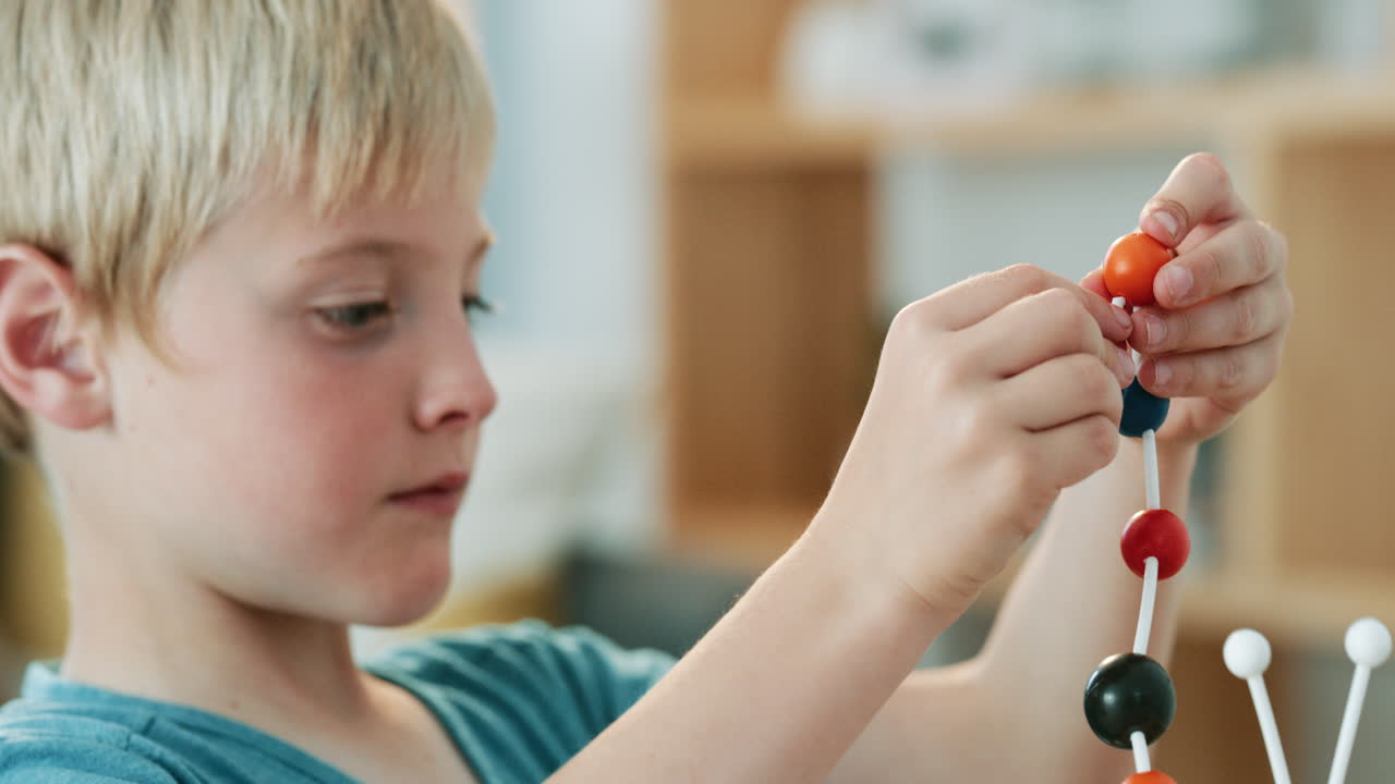 los mejores juguetes son los educativos.