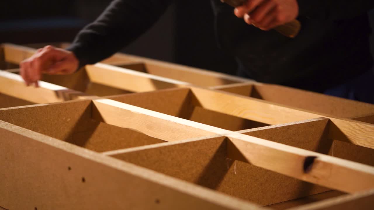 progetto di lavorazione del legno: assemblaggio di telaio in legno