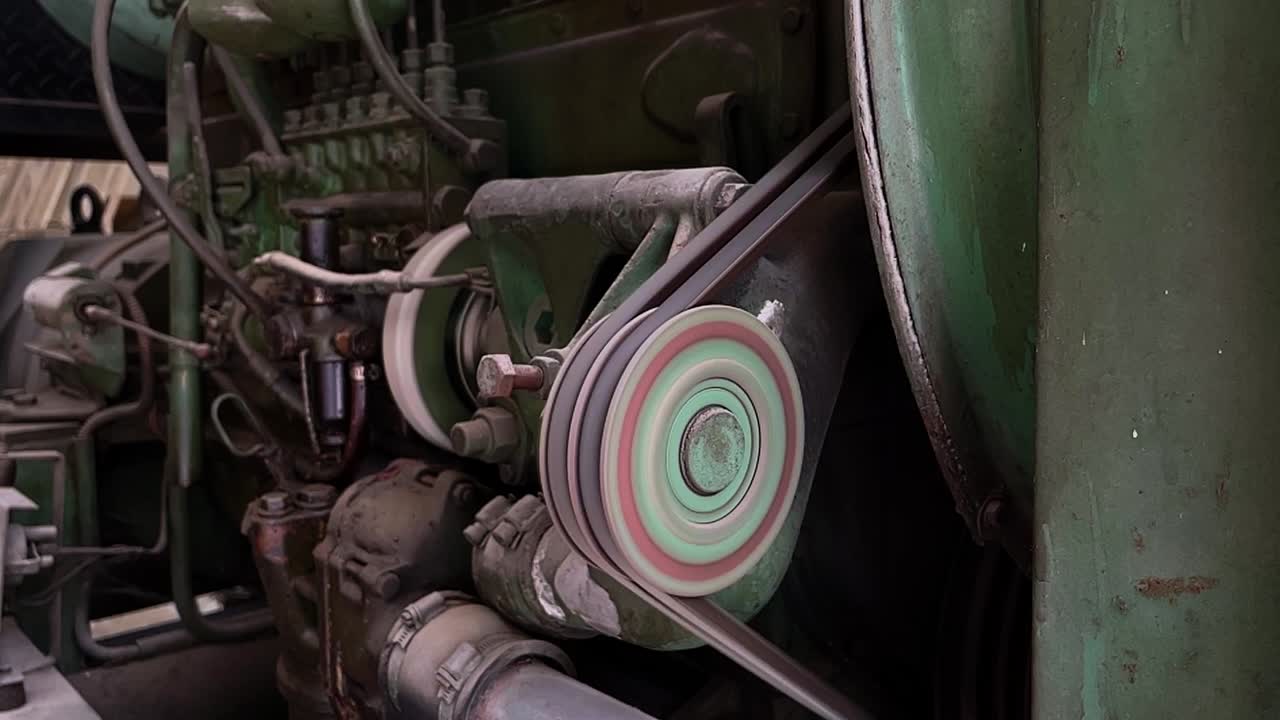 v 벨트의 느린 움직임