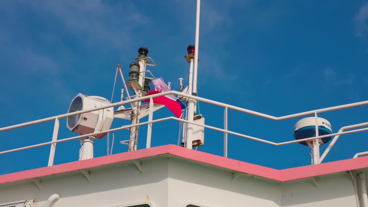 Boat transfer Traveling in chacao, castro, pargua chilo&eacute; chile
