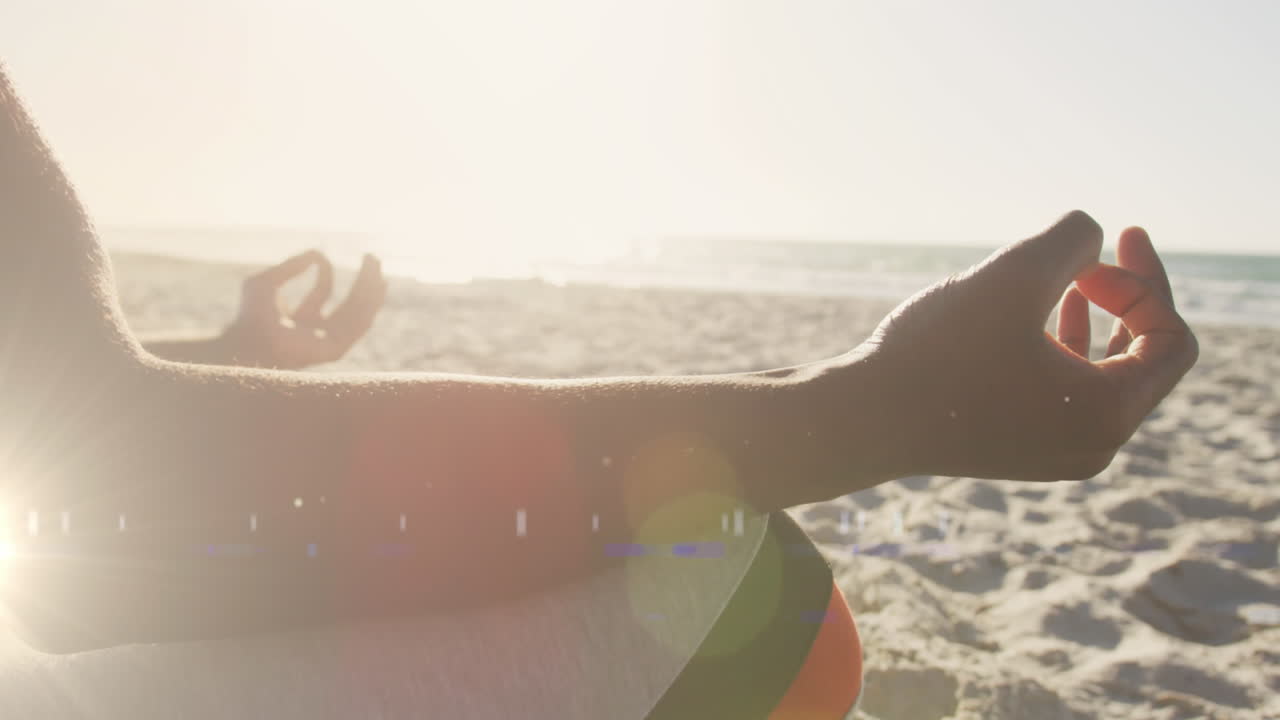 animación de luces sobre un hombre afroamericano que medita