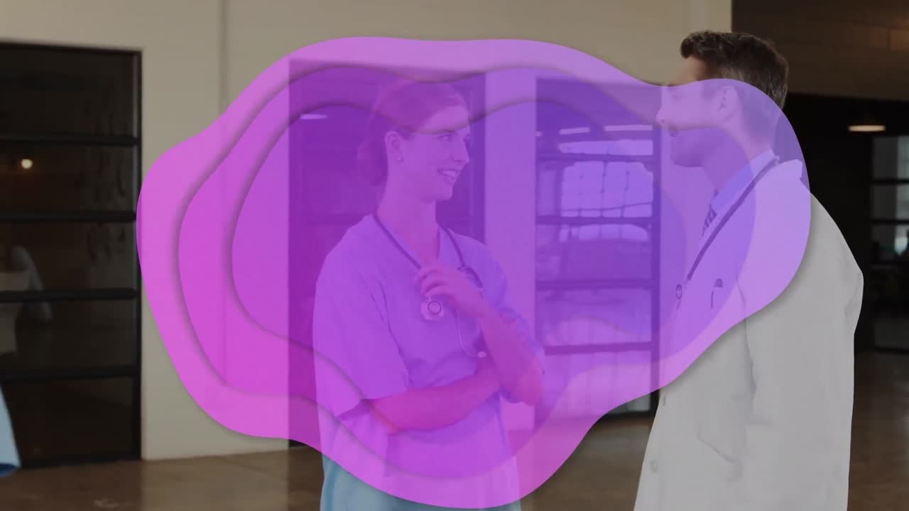 animación de mancha púrpura sobre mujeres y hombres médicos caucásicos