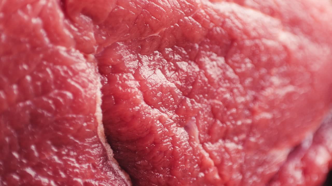 Vista ravvicinata di carne di manzo cruda