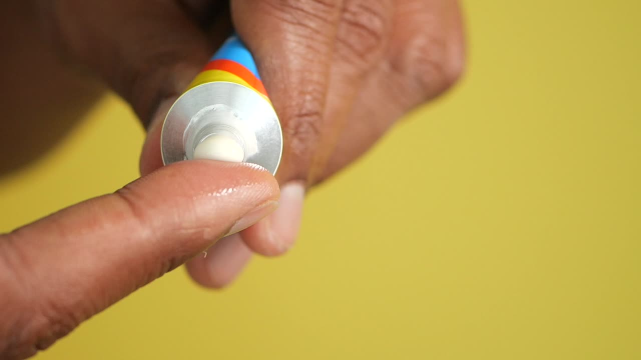 Ointment application