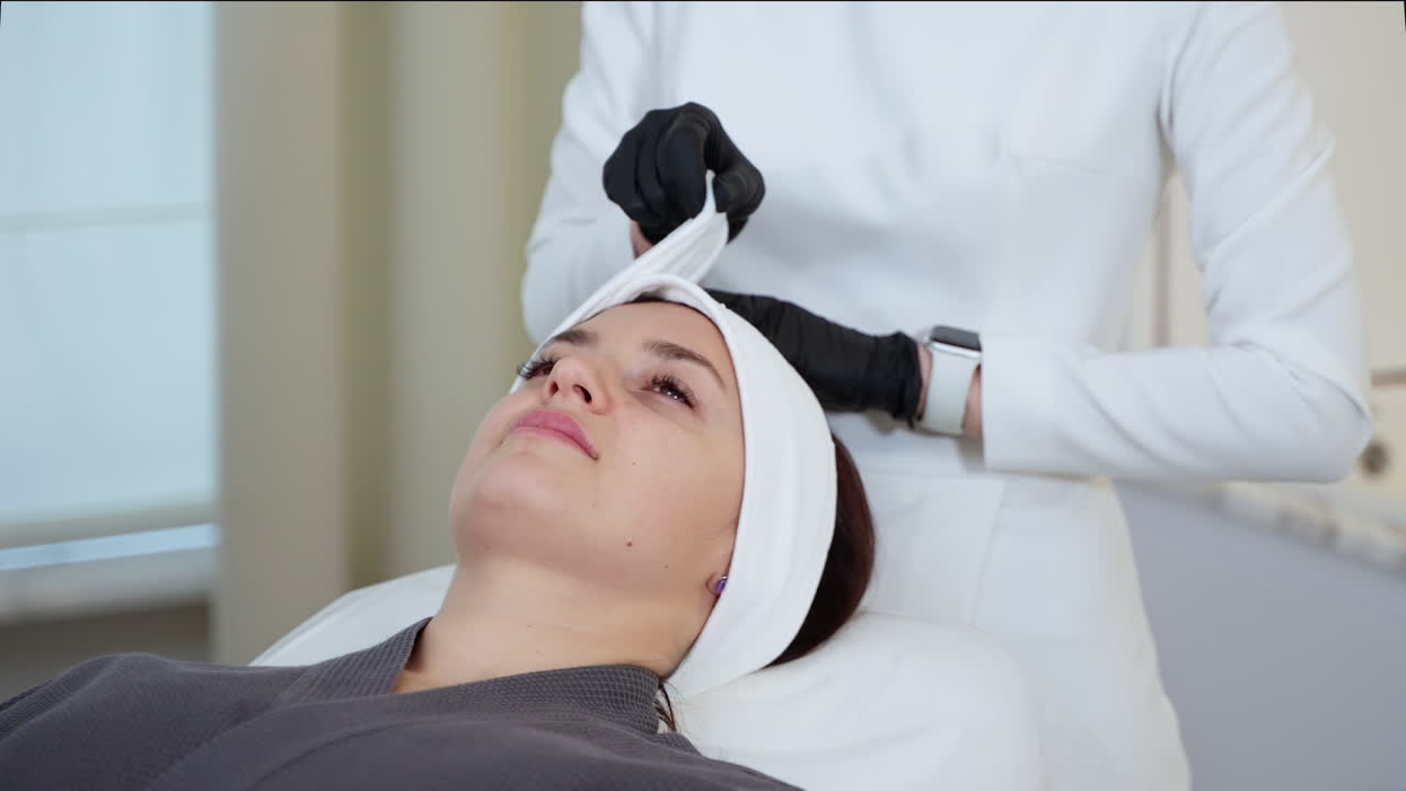 Trattamento del viso in una spa