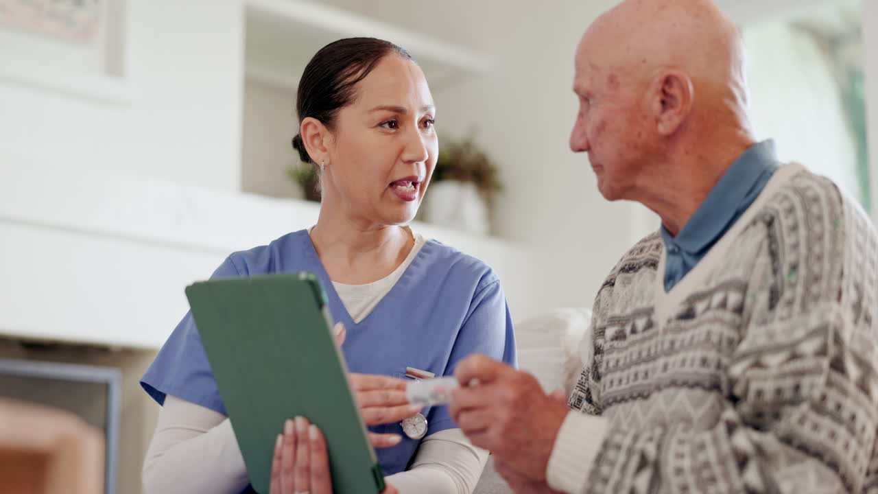은퇴 가정, 약을 가진 남자와 간호사