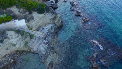 Stone-Steps-to-the-Sea