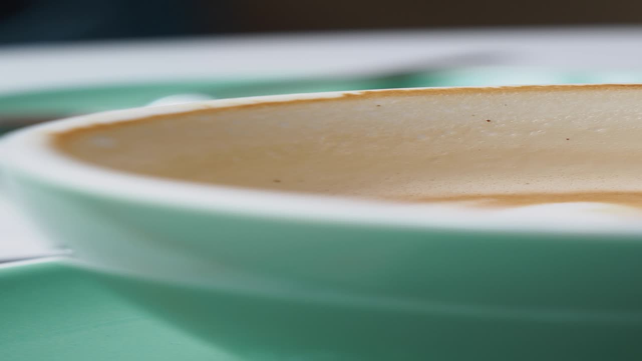 빈 커피 컵 근접