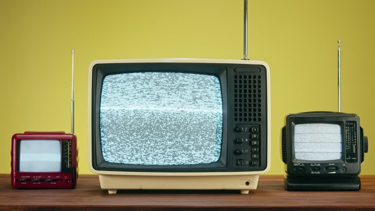 Tres televisores vintage
