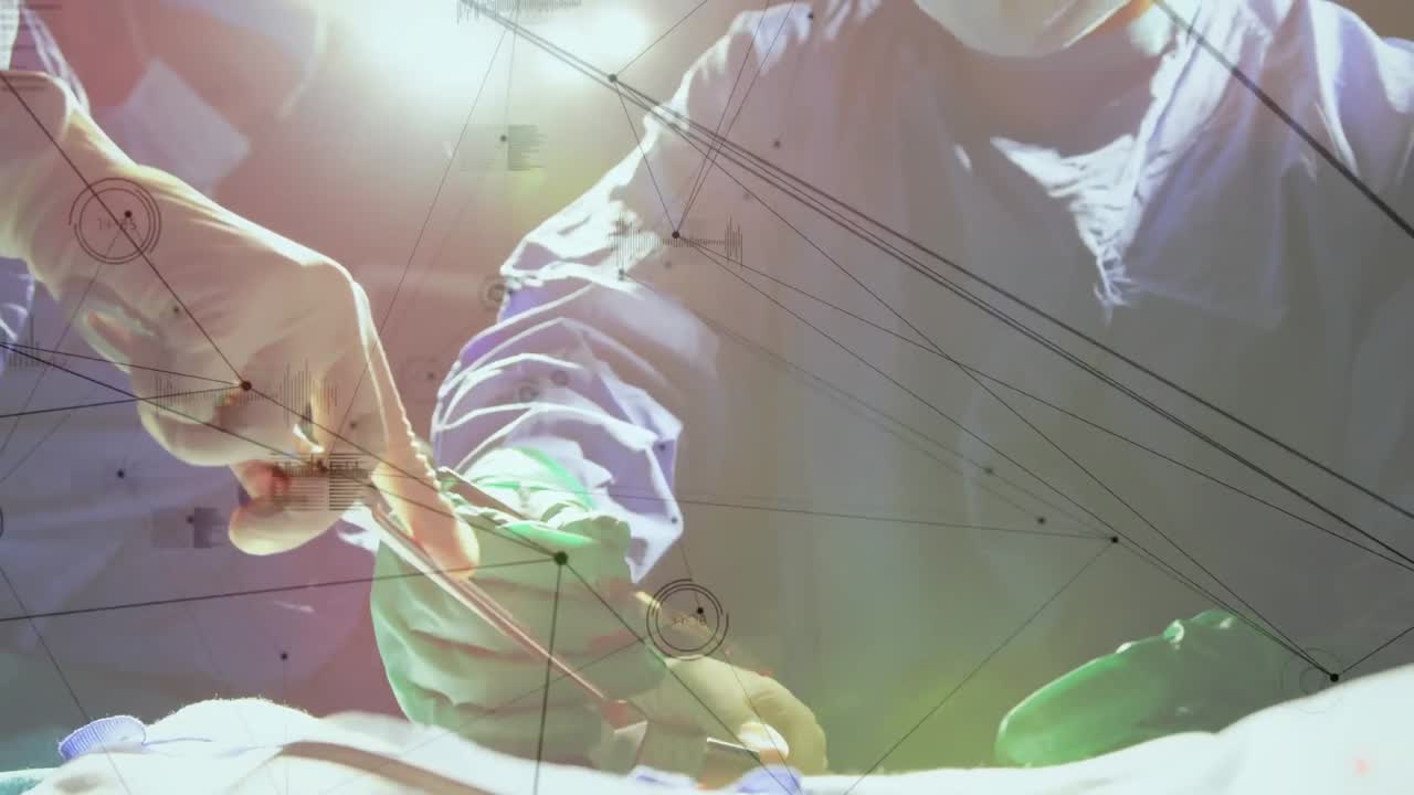 수술실에서 외과 의사들에 대한 연결 네트워크와 데이터 처리의 애니메이션